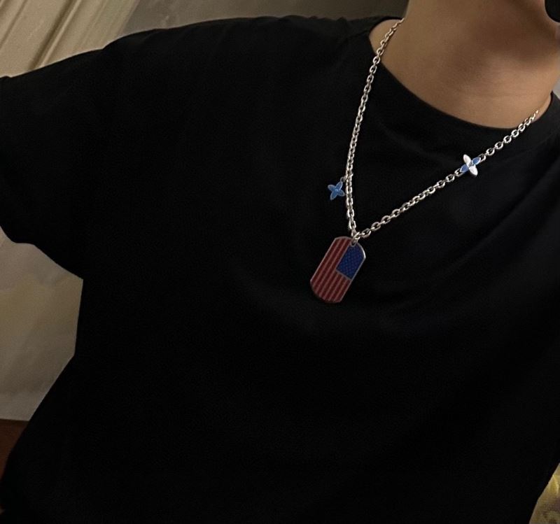 Louis Vuitton Necklaces